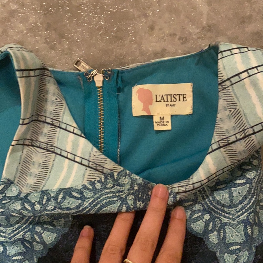 Size M Mini Pattern Dress - Picture 2 of 3